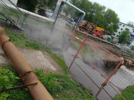 Прорвало трубу дома