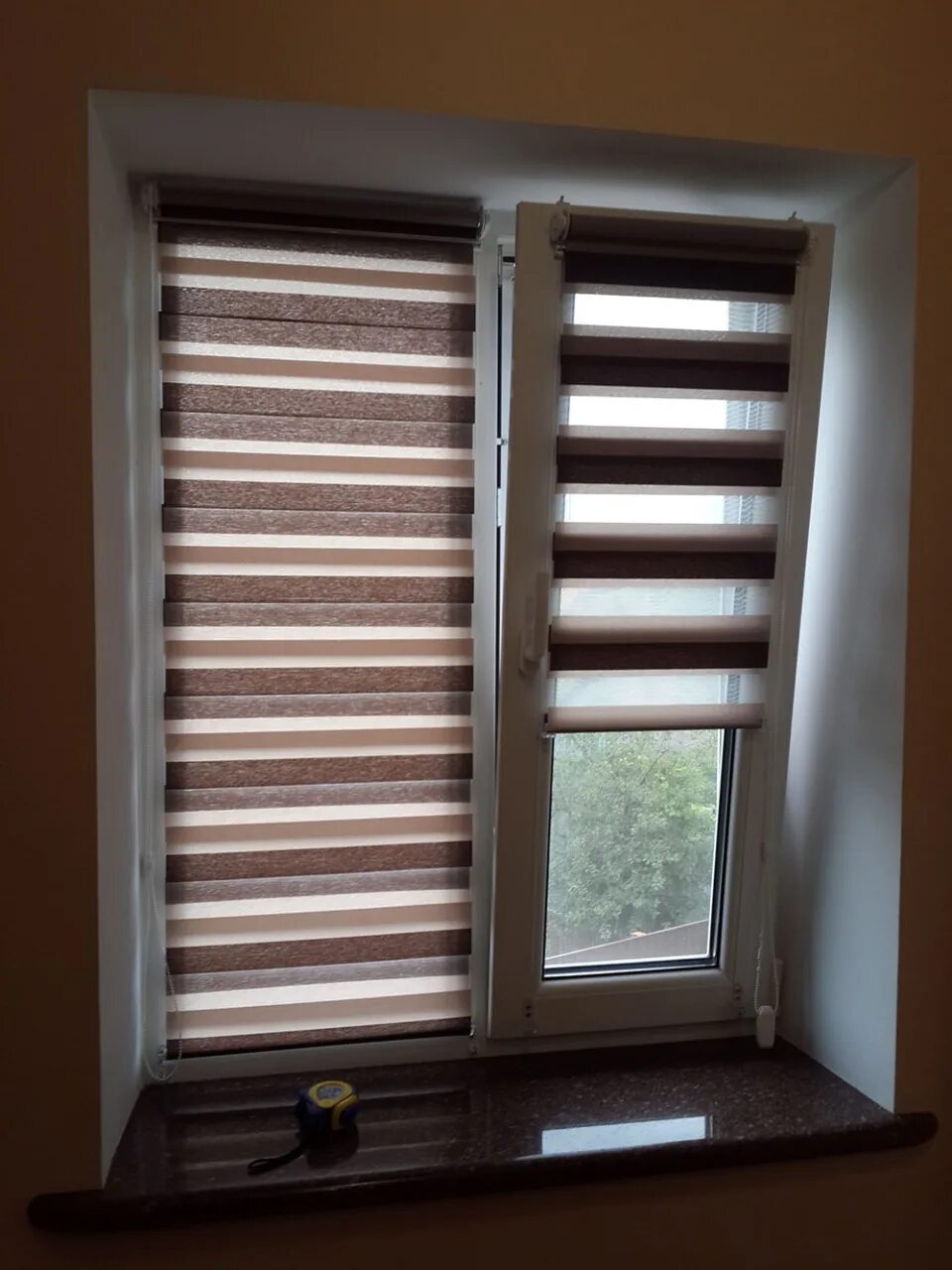 роликовые ставни на окна. рольставни на окна внутренние. жалюзи роллеты алютех. ролл ставни на окна внутренние. внутренние рольставни на окна защитные.