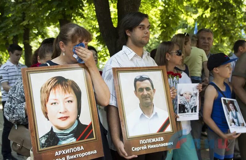 3 июня 2014 г. Авиаудар по Луганску 2 июня 2014 года. Луганск 2 июня 2014 года жертвы.