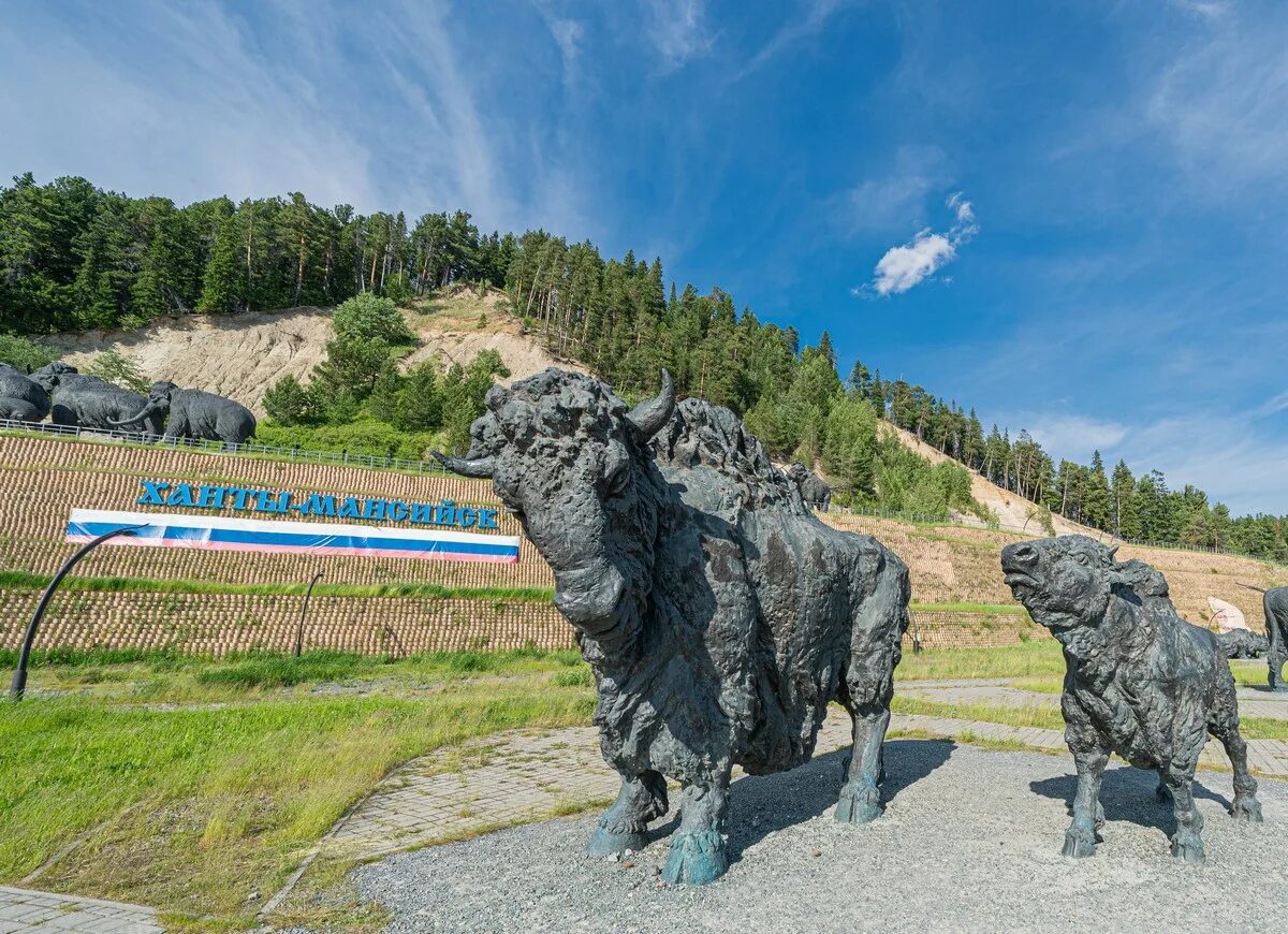 леса ханты мансийска. западный квартал ханты-мансийск. площадь ханты-мансийска. ханты мансийск мировой. ханты-мансийск города ханты-мансийского автономного округа - югра.