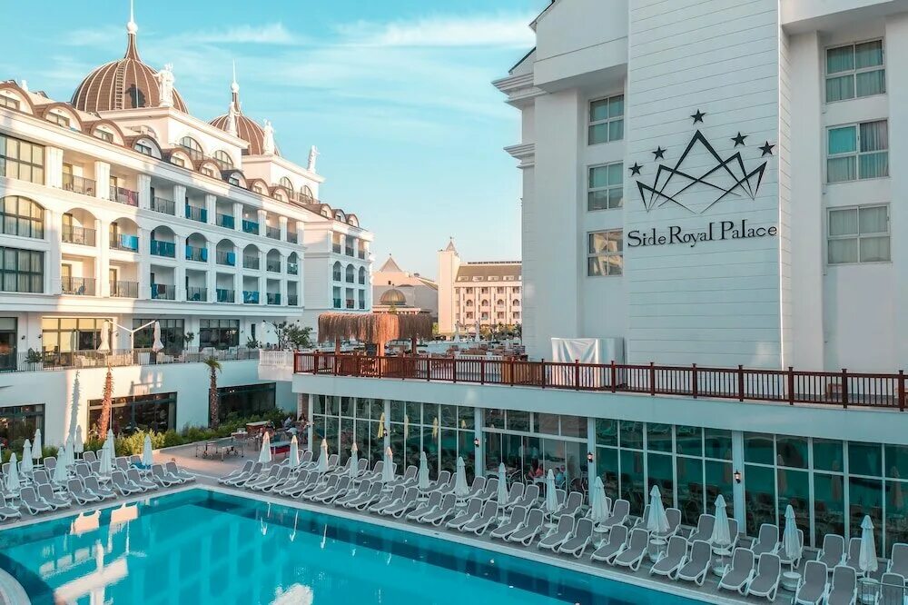 Side royal hotels 5. Royal Palace Hotel Сиде. Side Royal Palace 5 Турция. Отель Сиде Роял. Side Royal Palace Hotel Spa 5.