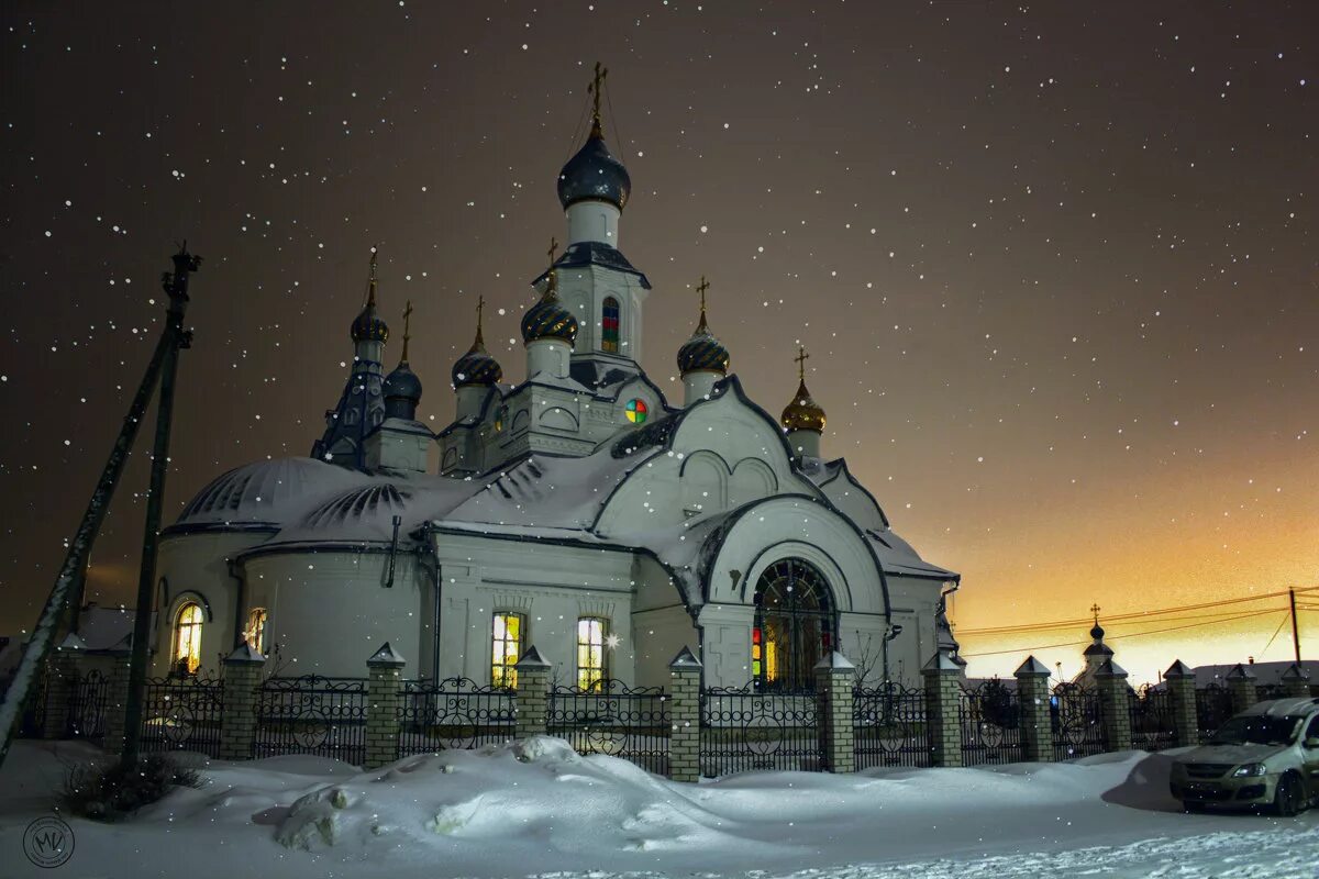 Храм Рождества Христова Воронеж. Церковь Благовещения зима Иркутск. Храм Рождества Христова – Дивеево храм Рождества. Храм Воскресения Христова (Ханты-Мансийск).