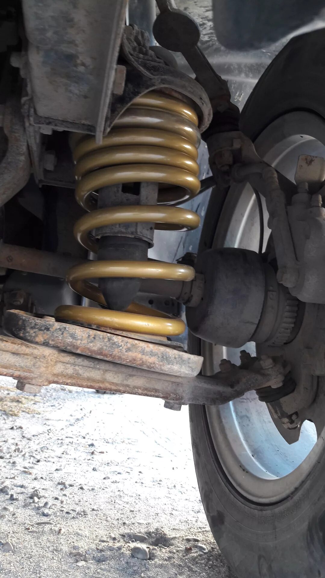 Замена пружин - Chevrolet Niva, 1,7 л, 2011 года запчасти DRIVE2
