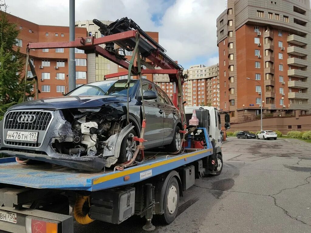 Зил 33241 эвакуатор. Вызвать эвакуатор автомобиля. Эвакуатор легковых автомобилей. 438926 эвакуатор. International 4300 эвакуатор.