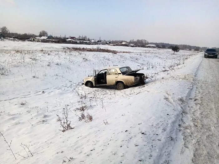 еманжелинск улица мира. еманжелинск фонтан. городской сквер города еманжелинска фотографии. дорога еманжелинск - коелга. под еманжелинском.