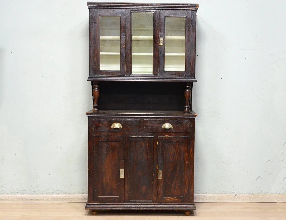 Буфет румыния будапешт. Артекс будапешт буфет. Авито сервант. Антикварный сервант. Старинный сервант.