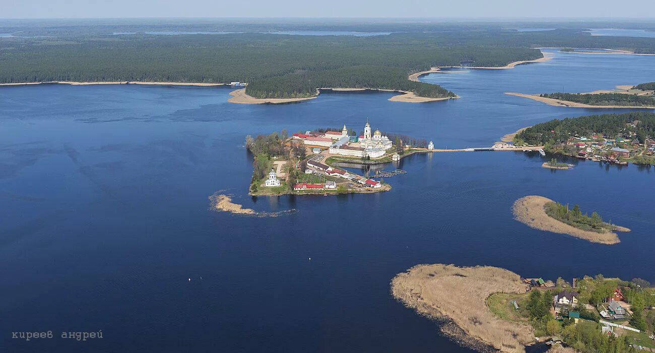 Остров Городомля на Селигере. Остров Городомля оз Селигер. Осташков остров Городомля. Городомля остров на озере Селигер Тверская область.