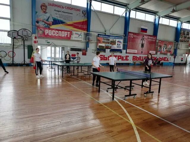 колышлей пензенская область. колышлей пензенская область. пензенская область колышлейский район р. бюст дважды героя советского союза в. поселок колышлей пензенской области.