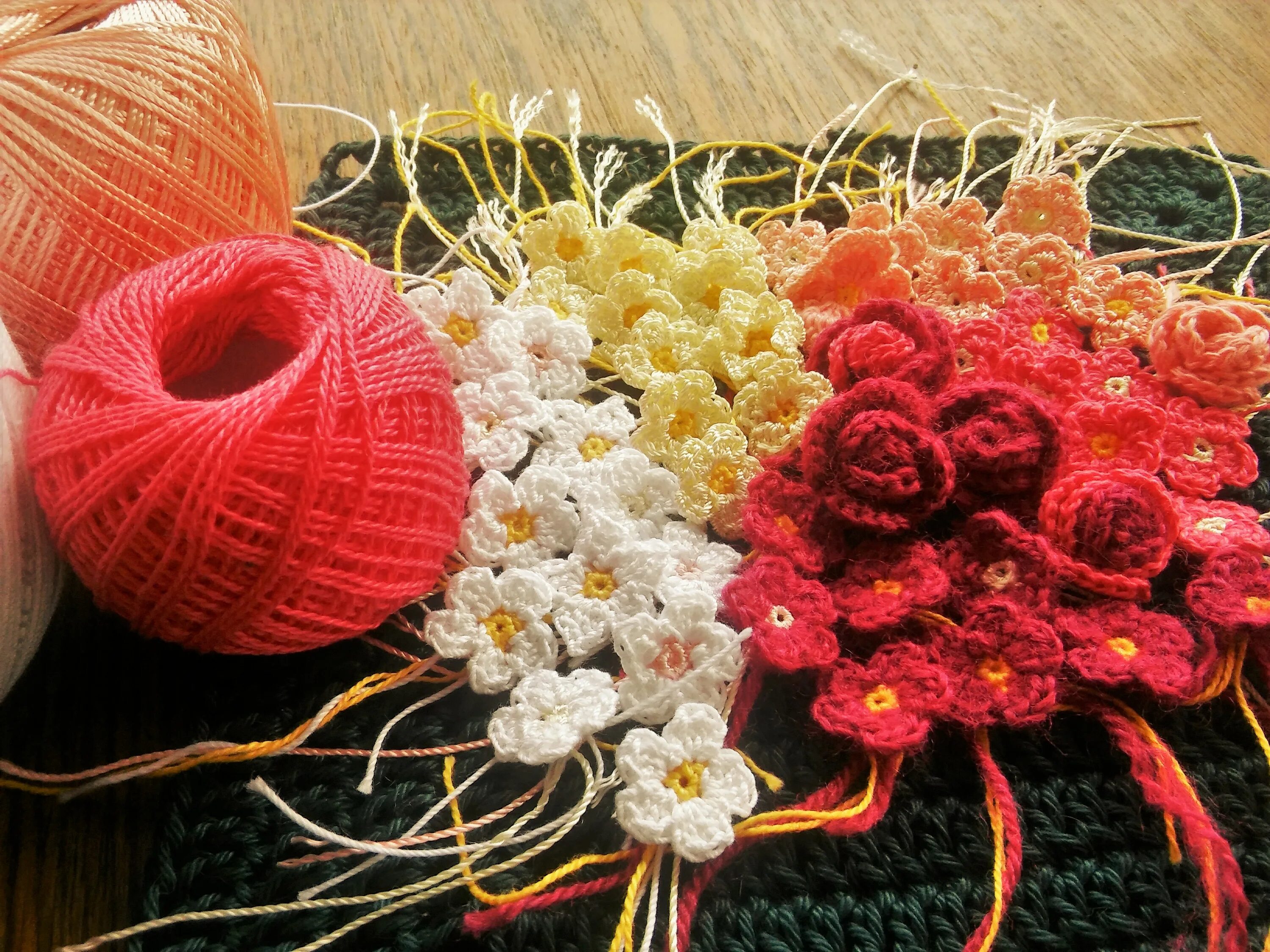 Вязание из ниток видео. Вязание мочалки крючком с вытянутыми петлями. Ирина ворошилова утилитарное рукоделие. Вязание из ниток видео. Изделия из тканевой пряжи.