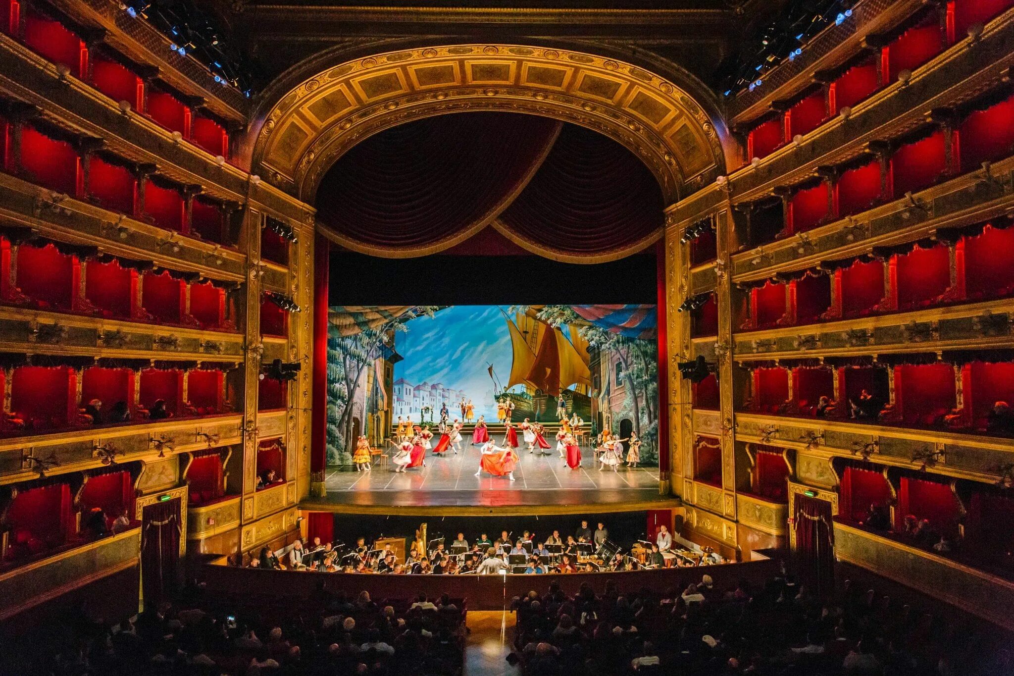 Theatre песня. Опера. Опера театр. Оперная сцена. Театральная сцена.