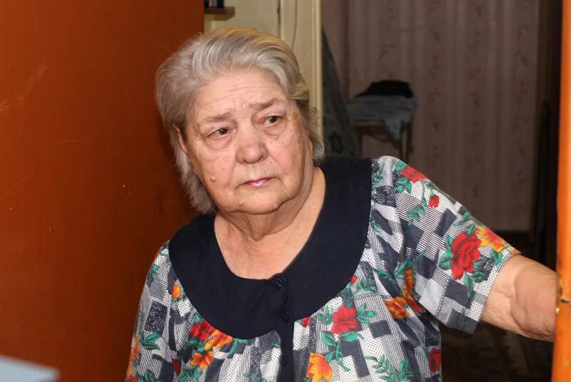 Адресная поддержка это. Адресная социальная помощь картинки. Люди фото которые работают в больнице в ермаковском районе. Напряженность на рынке труда. Предоставление социальной поддержки.