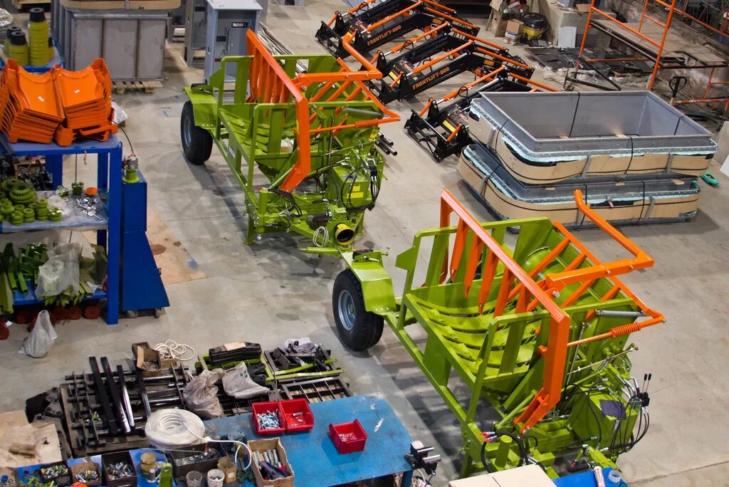 Полуприцеп самосвальный пс-25б ярославич. Крмз пресс подборщик. Сельхозтехника пермь. Алтаец трактор 2022. Сельхозтехника пермь.