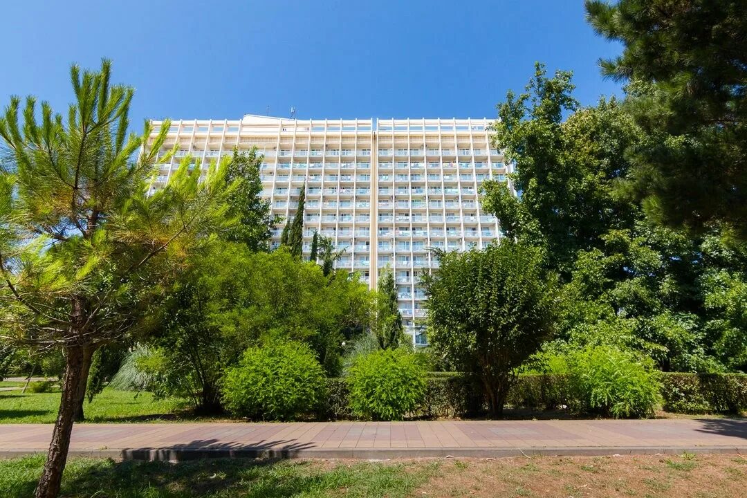 Адлеркурорт 3 дельфин. Адлеркурорт санаторий корпуса. Курортный комплекс адлеркурорт сочи. Адлеркурорт санаторий корпуса. Адлеркурорт санаторий корпуса.
