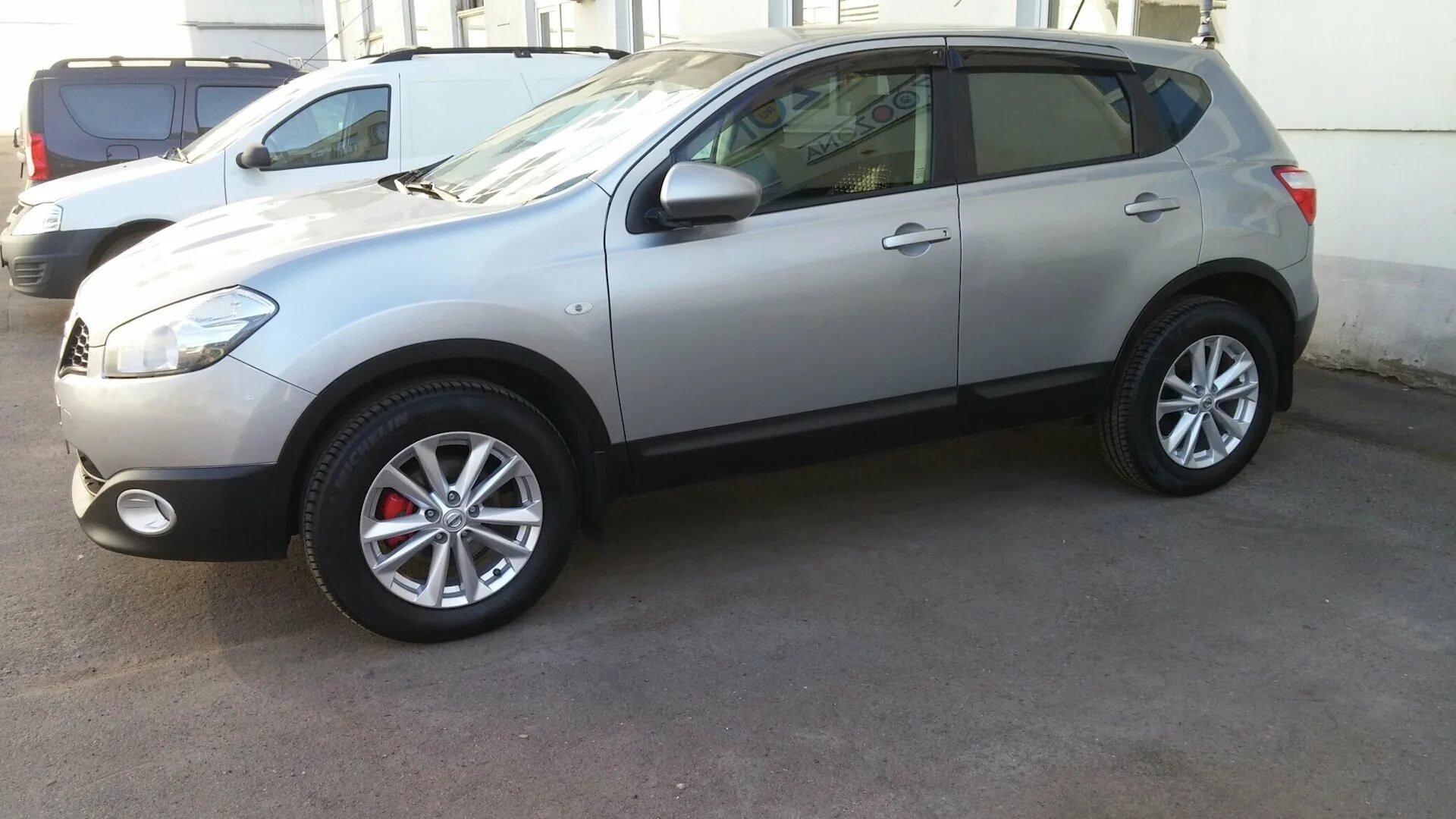 Купить резину летнюю кашкай. Nissan Qashqai j10 r17. Nissan Qashqai j10 диски. Колеса Nissan Qashqai j10 r17. 225 65 R17 Nissan Qashqai j11.