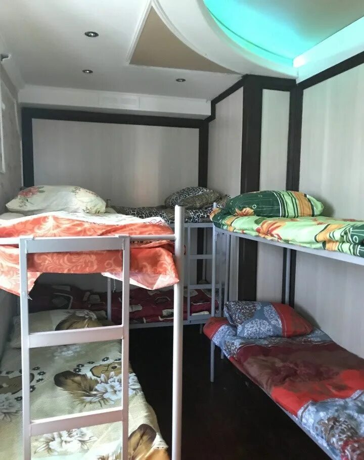 Общежитие в кашире. Хостел в аэропорту домодедово. Общежитие в кашире. Кашира общежитие московье. Общежитие на каширке.