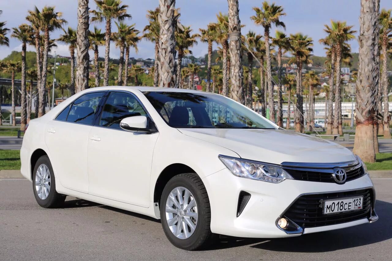 Марки тойота камри. Toyota Camry белая. Toyota Camry 2016 белая. Toyota Camry 2. Toyota Camry 2013 White.