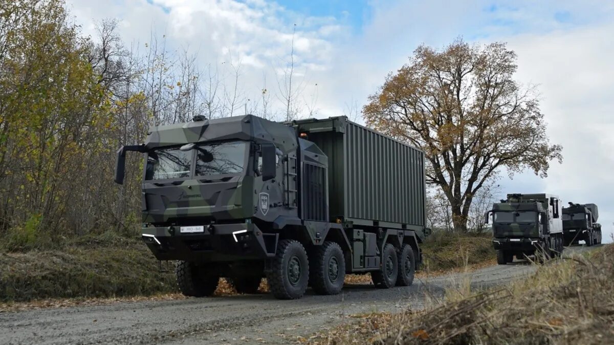 Где груз военных. Rheinmetall man hx3. Rheinmetall man HX 10х10. Rheinmetall man Military vehicles НХ 8х8. Man hx81 8x8.