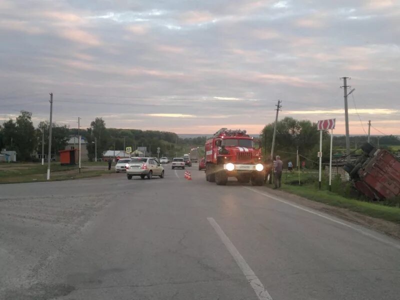 Погода самарская клявлино 10. ДТП В Самарской области трасса Похвистнево Клявлино. ДТП В Клявлино Самарская область. ДТП В Самарской области на трассе Камышла Похвистнево. Камышла Самарская область ДТП.