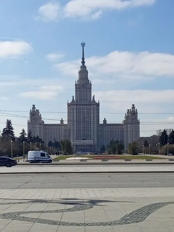 В мгу есть программирование. В мгу есть программирование