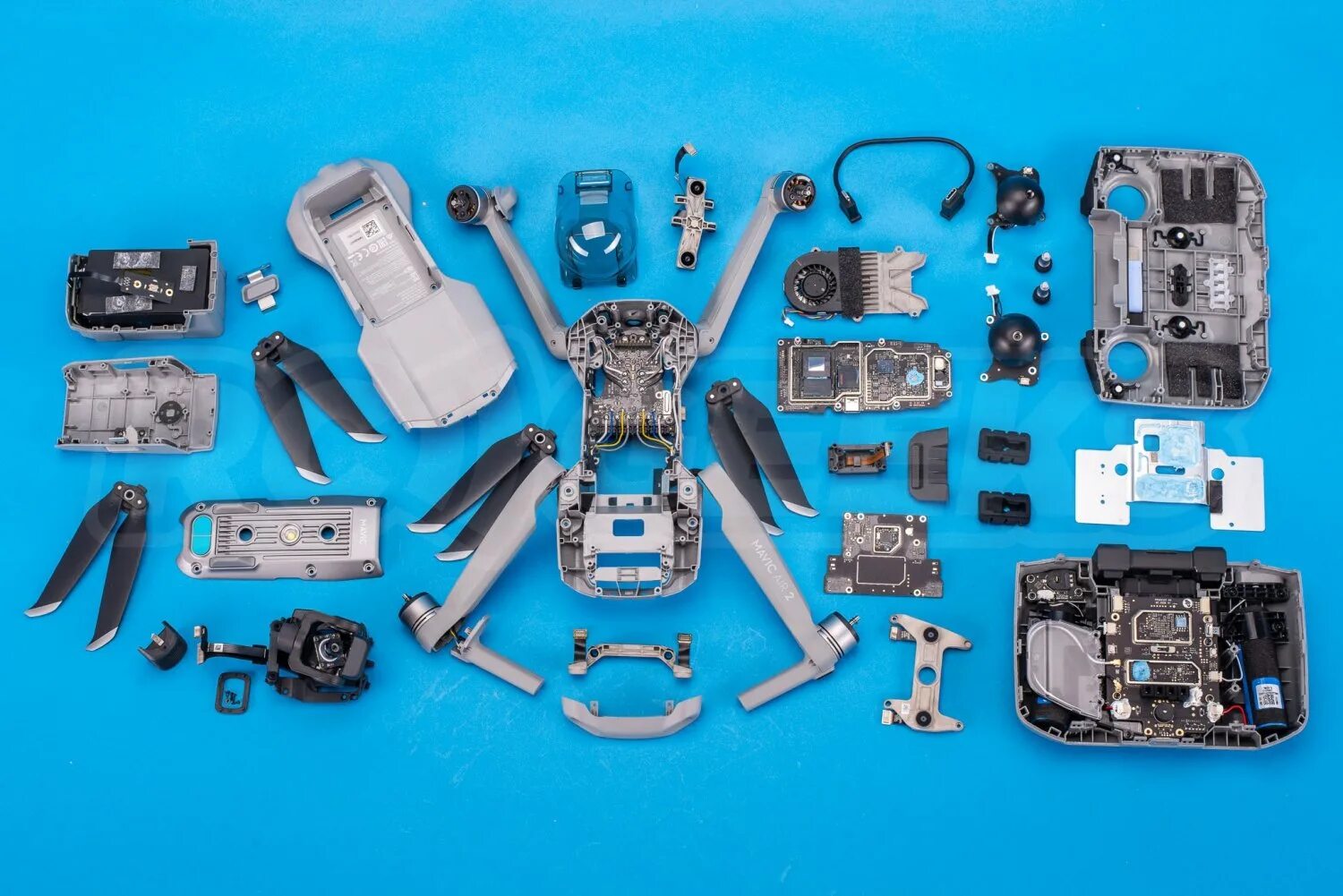 Teardown drone. Dji mini 4. Rm330 dji teardown. +дрон на teardown. Dji mavic mini запчасти.
