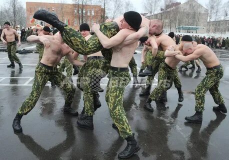 Армейские будни