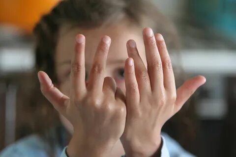 Why Do Fingers Wrinkle in Water? 