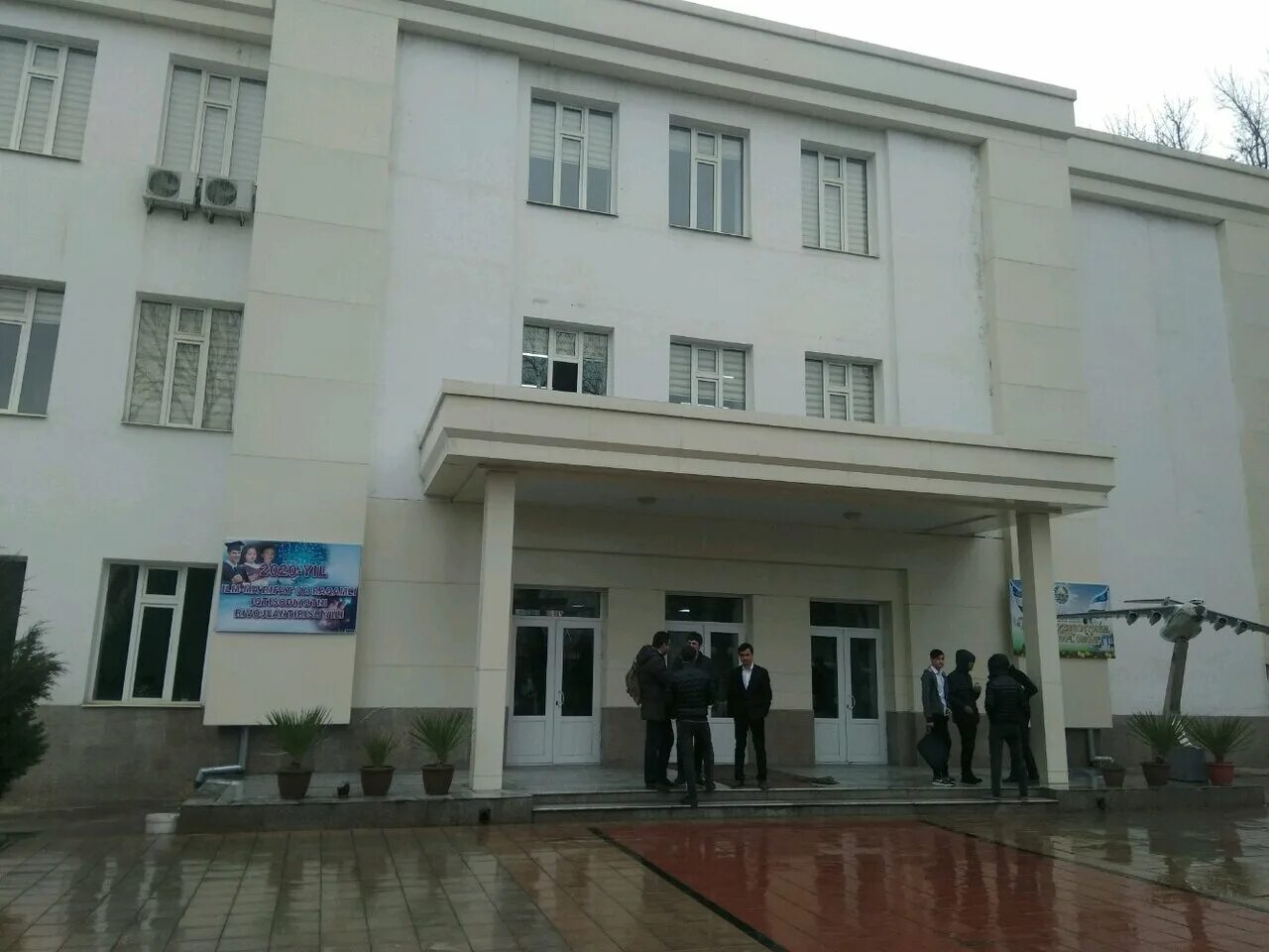 Филиал плеханова в ташкенте. Академия хореографии ташкент. Факультеты ташкентского университета. Театральный институт в ташкенте. М.