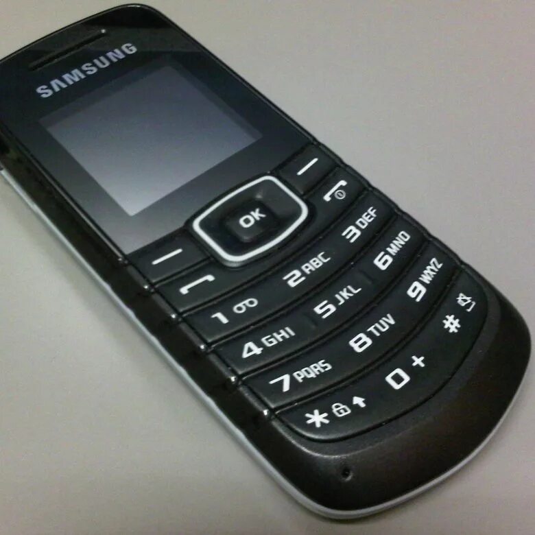 Самсунг е1080i. Кнопочный телефон Samsung e1080. Самсунг е2120. Самсунг е2121в. Мобильные самсунг кнопочные