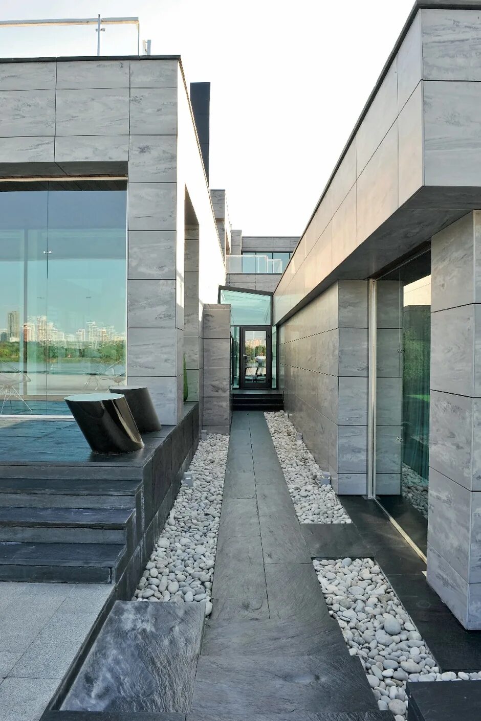 Дом умара джабраилова остров фантазий. Бизнесмен умар джабраилов. Дом умара джабраилова выставлен на продажу. Дом умара джабраилова. Фатима энкашева умар джабраилов.