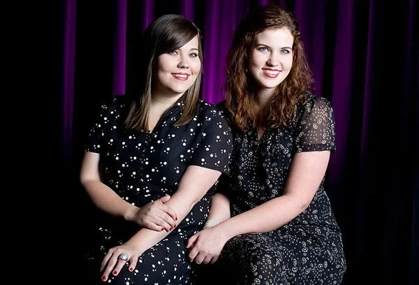 Секрет сестёр фото. Secret sisters. Сестра музыканта. Secret sisters. Secret music.