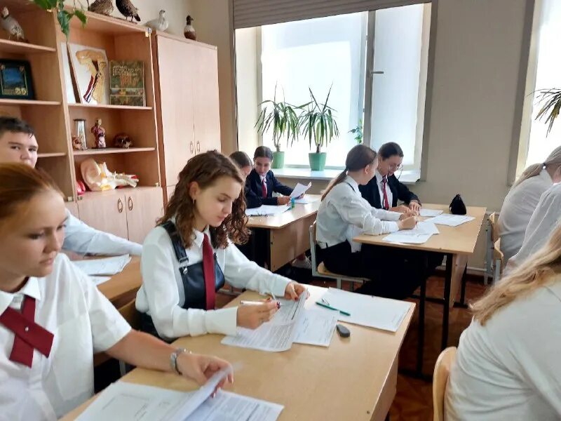 директор 1 лицей классический ростов на дону. классического лицея ростова на дону. студент медицинского учебного заведения это. петращук кэо. классического лицея ростова на дону.