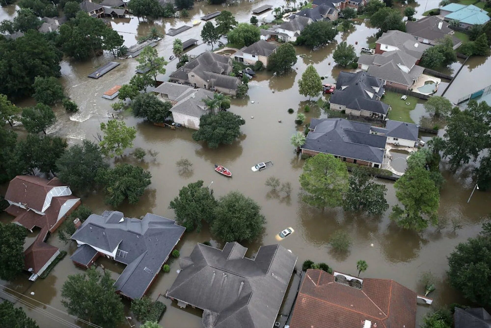 5 natural disasters. Стихийные бедствия наводнение. Тихийны ебедствия. Наводнения. Засуха и наводнение. Ураганы засухи наводнения.