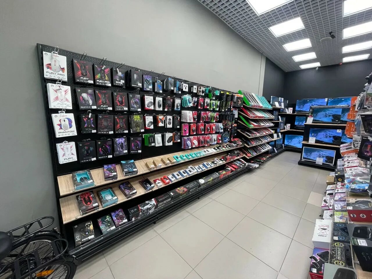 Смарт арена 360 футбольный тренажер. Смарт арена 360. Смарт арена 360. Смарт арена 360. Тренажер для отработки ударов футбол.