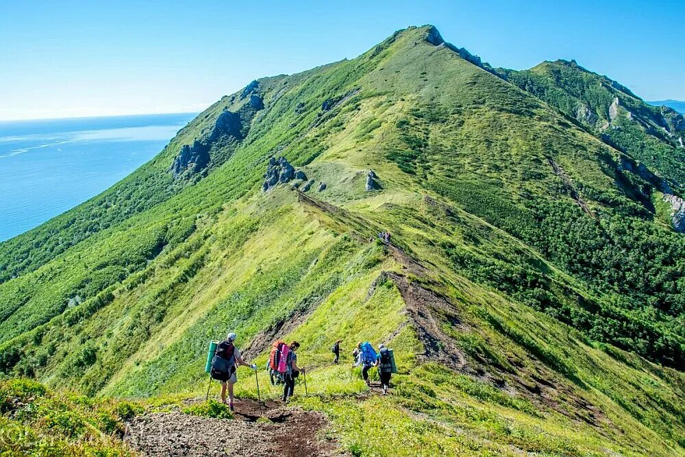 Когда ехать на сахалин. Остров сахалин антон павлович чехов книга. Когда ехать на сахалин. Когда ехать на сахалин. Остров сахалин туризм.