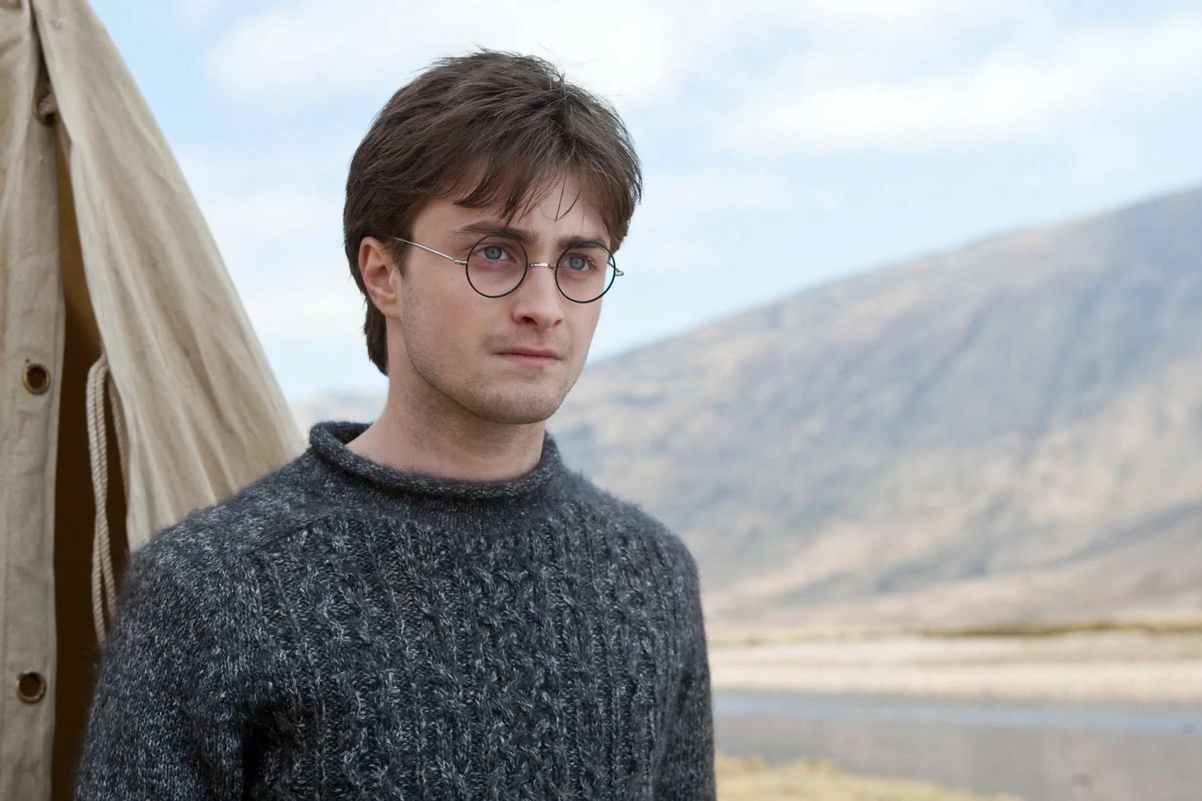 Дэниел Рэдклифф. Дэниел Рэдклифф шар. Потер. Daniel Radcliffe 2022. Гари пон