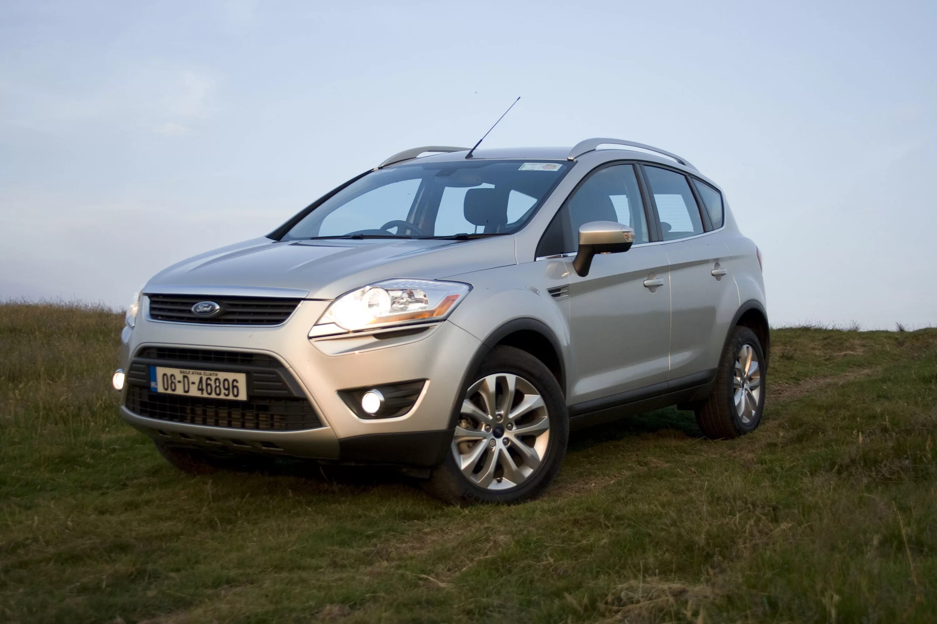 Форд куга 1 дизель купить. Форд Куга 2009. Ford Kuga 2012. Форд Куга 4. Форд Куга 2.