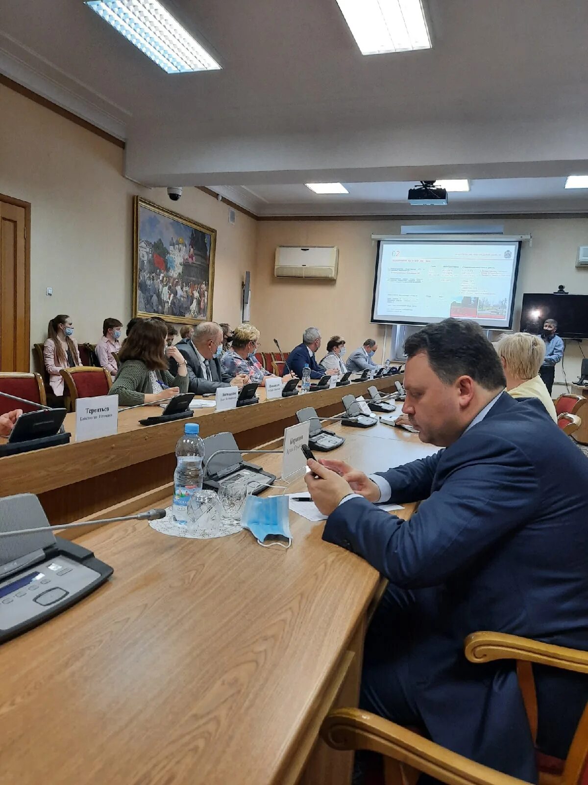 дефекты фасада. лебёдка лифта киат. уткин экосити великий новгород. капремонт великий. реконструкция и капремонт зданий.