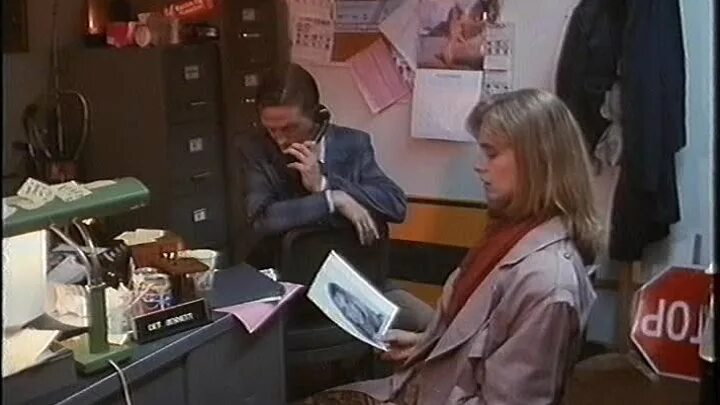 Одержимость 1992. Obsessed 1992. Рахул рой индийский актер. Реклама obsession, 1992 г. Одержимость фильм 1992.