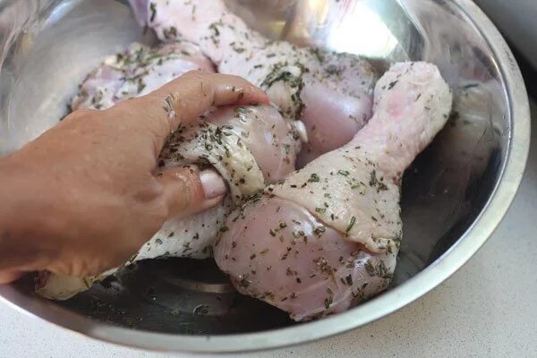 Можно заморозить жареную курицу