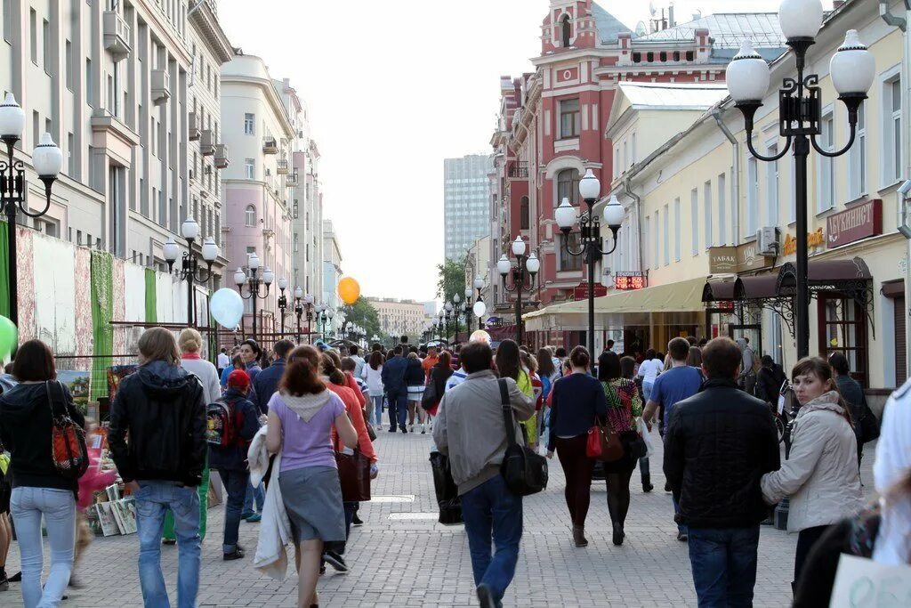 Улица Арбат в Москве. Москва Арбат старый Арбат 2022. Памятники улица старый Арбат. Московский старый Арбат сейчас. Арбатская видео