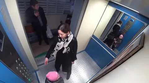 Камера в лифте видео