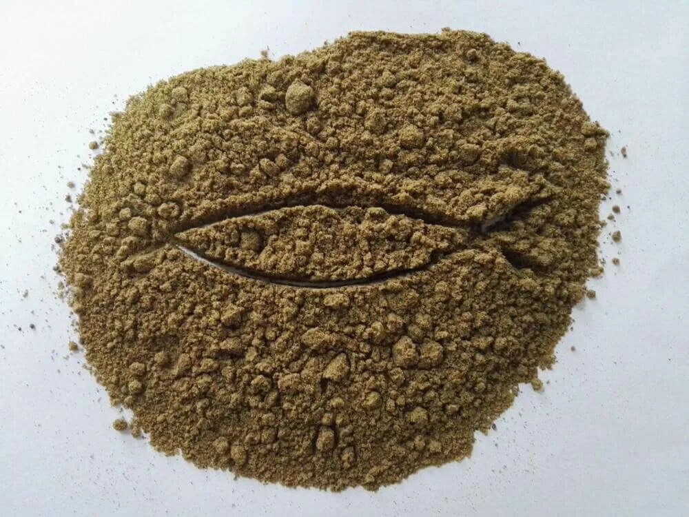 Кормовая мука из рыбы. Мясокостная мука 1 кг. Мука мясокостная 2кг. Рыбная мука. Порса рыбная мука.