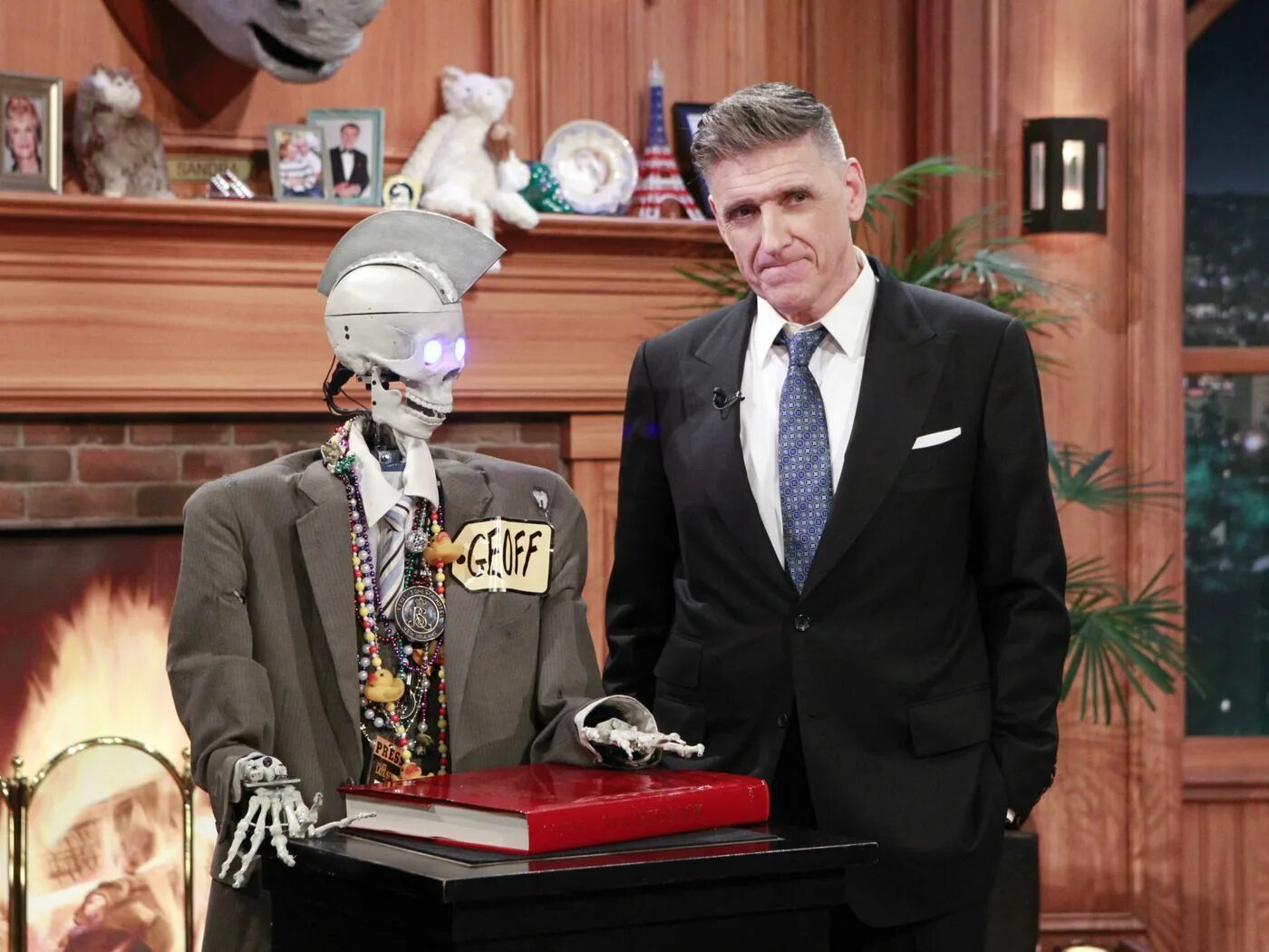 Craig ferguson 2022. Шоу фергюсона. Craig ferguson show. Крейг фергюсон в молодости. Craig ferguson.