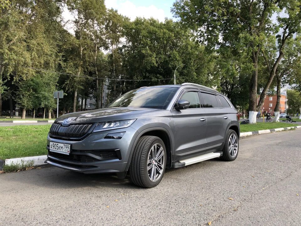 Skoda Kodiaq Чешский серый Мишаня)