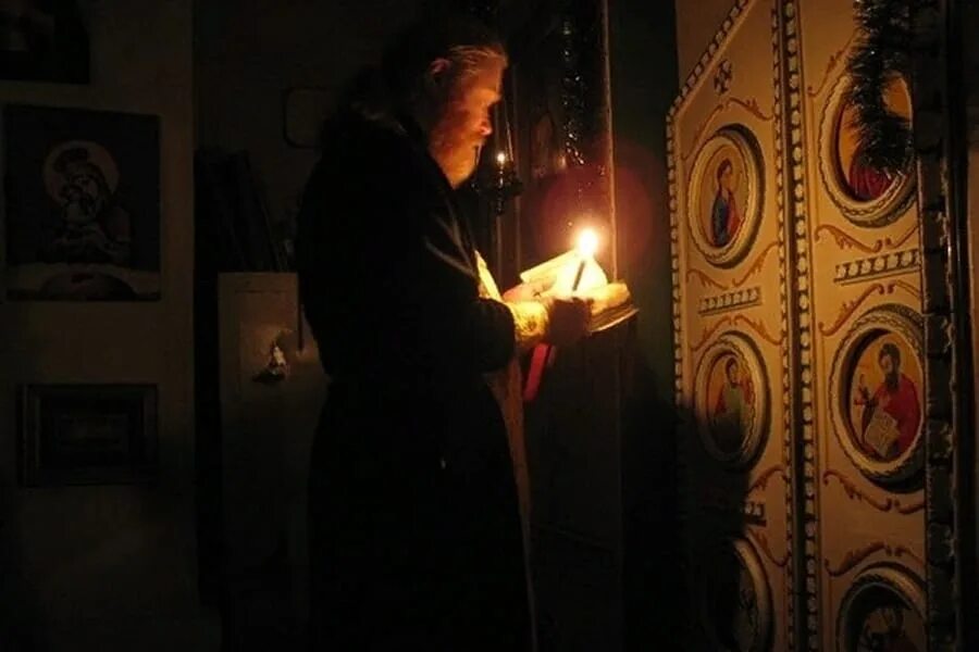 Работа священника заключается. Валерий швецов протоиерей павловск. Шестопсалмие валаам. Этикет в православном храме. Протестантский пастор.