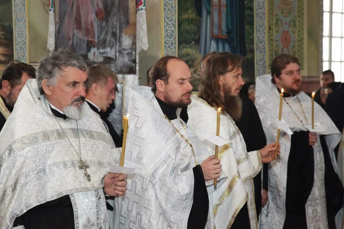 Митрополит никон васнев. Протоиерей василий бильчук липецк. Липецк настоятель. Игумен митрофан шкурин. Отец мефодий успенский монастырь липецк.