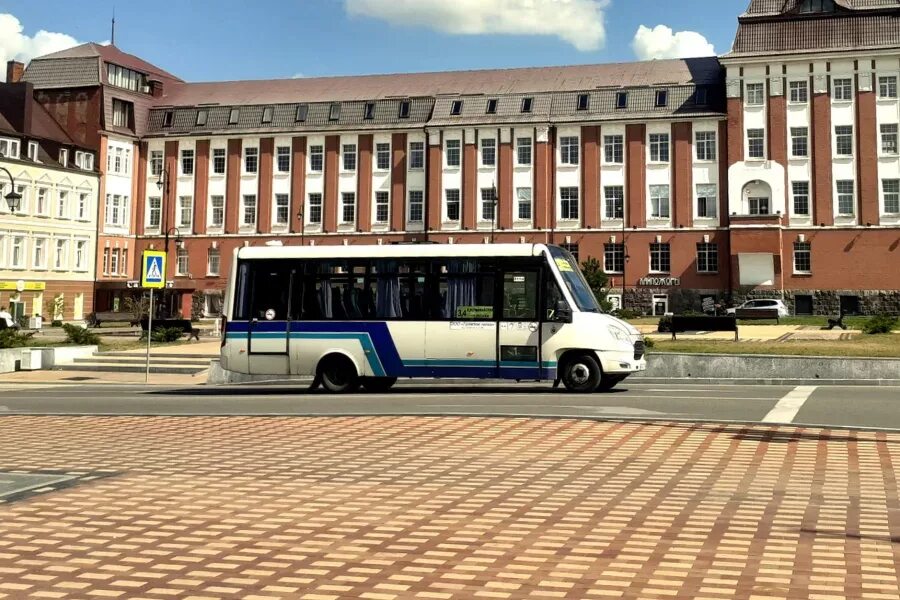 Автовокзал гусев калининград. Автовокзал Гусев. Гусевский автобус.