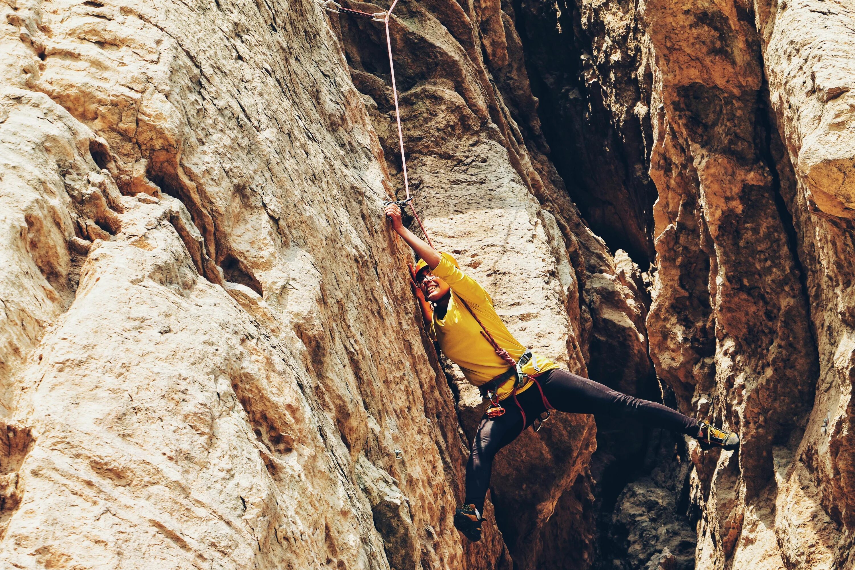 Rock Climbing — скалолазание. Скалолазание по отвесной скале. Альпинизм вид спорта. Скальный альпинизм. Climb now