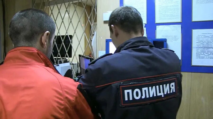 Отдел полиции. Полицая псс. Случай в отделении полиции. Участок полиции. Отделение полиции внутри.