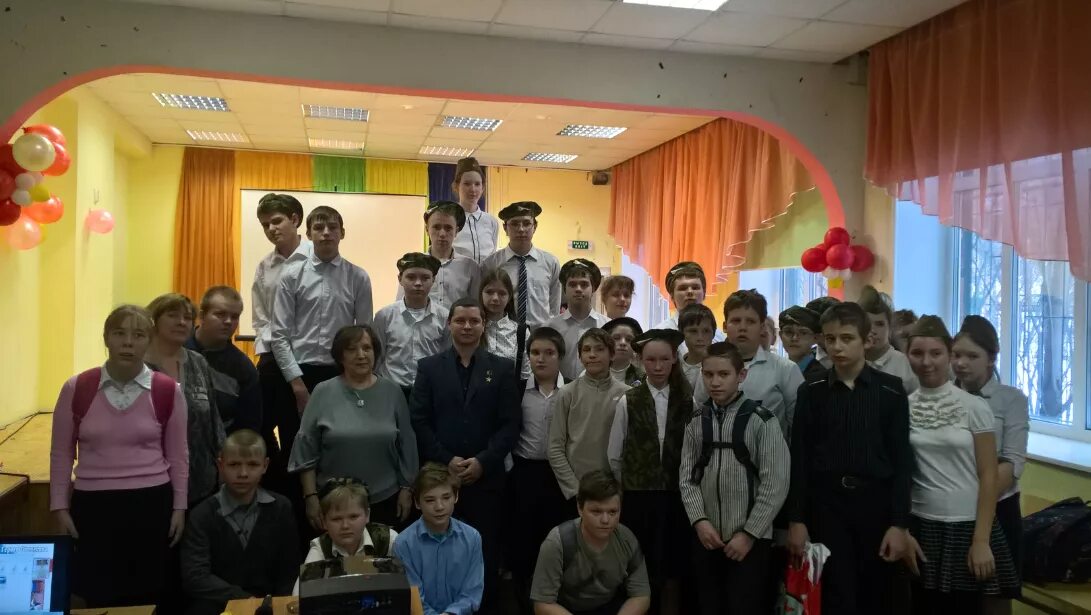 Школа 11 екатеринбург пальмиро тольятти. Бюст пальмиро тольятти в тольятти. Речевая школа екатеринбург на пальмиро тольятти. Школа 23 тольятти. Речевая школа екатеринбург на пальмиро тольятти.